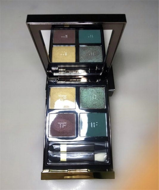 Tom ford眼影盘24号Photosynthesex试色分享 彩妆 眼影 分享 第2张 Tom ford眼影盘24号Photosynthesex试色分享 彩妆 眼影 分享 第2张