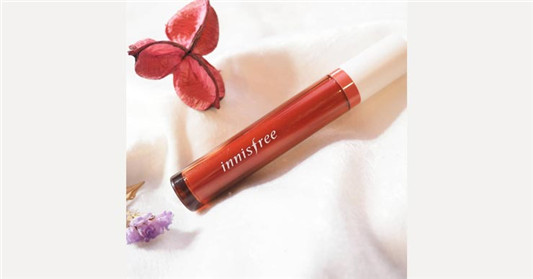 innisfree悦诗风吟精油唇釉#04色号试色分享