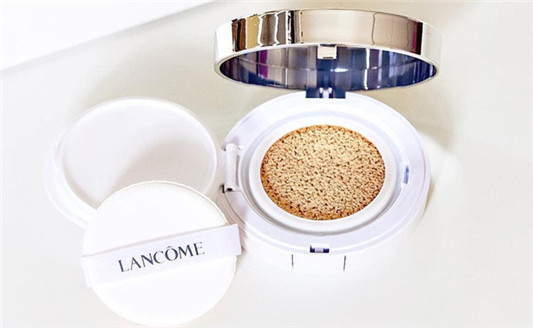 LANCOME兰蔻气垫CC霜双芯装使用心得  彩妆 气垫 兰蔻 使用心得 第2张