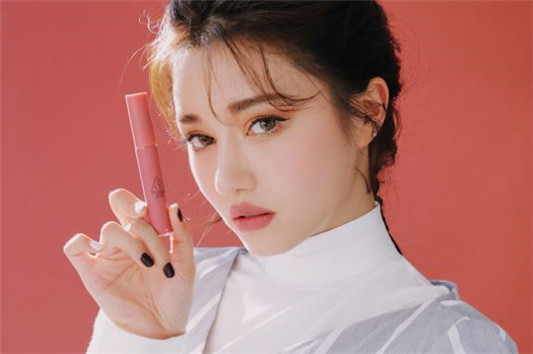用唇色来迎接秋冬！韩国3CE推出10色丝绒染唇液  彩妆 丝绒 韩国 秋冬 第3张
