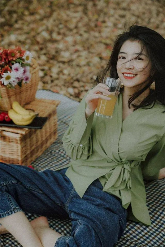 今年夏天应该怎么穿？博主三木教你法式，优雅复古超吸睛  衣服 第7张