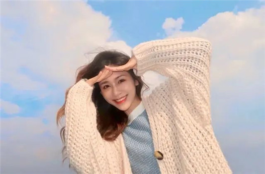 网拍模特并不美，只要拍照好看你也可以！记住这几个拍照技巧就行  模特 第4张
