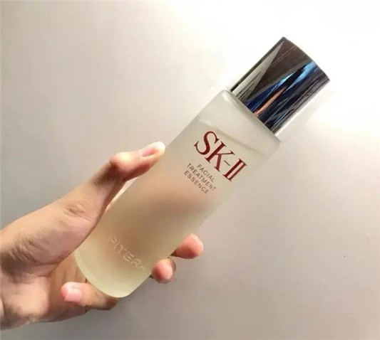实力吐槽大牌护肤品：这些不要再买了，贵还起不到作用，你有吗？  护肤品 第2张