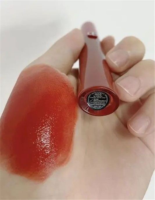 适合早春的4支口红：MAC温柔，TF俏皮，阿玛尼闭眼入不会错  颜色 第8张