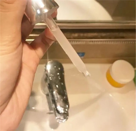 美白精华排行榜，SK2小灯泡稳居第一，资生堂去黄效果佳，别选错  皮肤 第6张