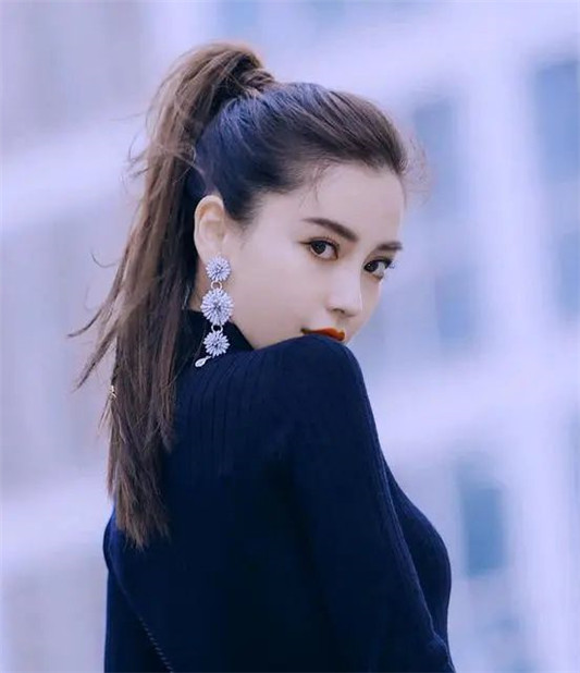 发量少的女生自毁颜值的几款发型，尤其第2个，很多女生都在留！  发型 第7张