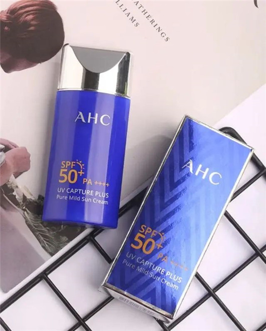 网红防晒霜测评，安耐晒搓泥，嘉娜宝油皮慎用，后两款公认好用！  防晒霜 第5张