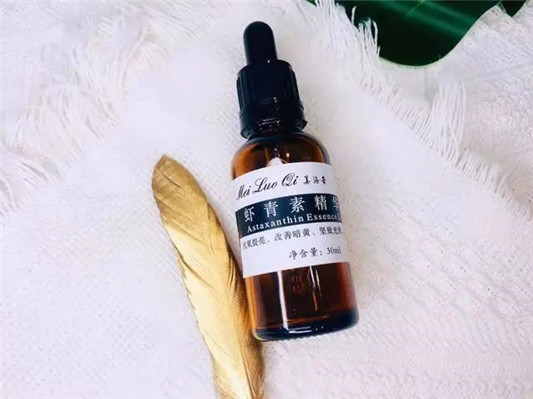 盘点4款网红含量高的精华液，常用颜值都不低！用过的都说好！