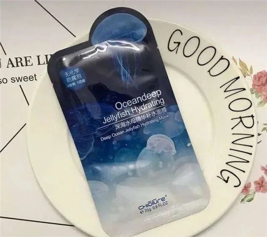 一个月薪4千的人，买超过500的护肤品是不是过度消费了？  每个月 第6张