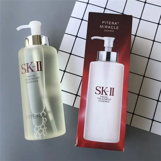 用了SK-II神仙水之后，还需要擦精华吗？  精华 第2张