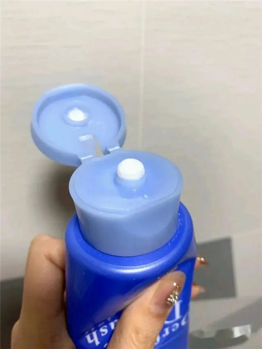 热门洗面奶测评，前两款温和好用，后两款拔干挑肤质  洗面奶 第9张