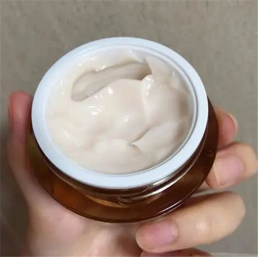 网红面霜踩雷：科颜氏油皮莫选，Olay香精味重，最后一款搓泥严重  面霜 第8张