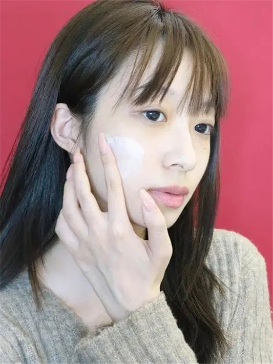 网红面霜踩雷：科颜氏油皮莫选，Olay香精味重，最后一款搓泥严重  面霜 第11张