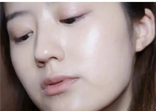 干皮亲妈 超强保湿的粉底液，干皮买它就对了  如有 第3张