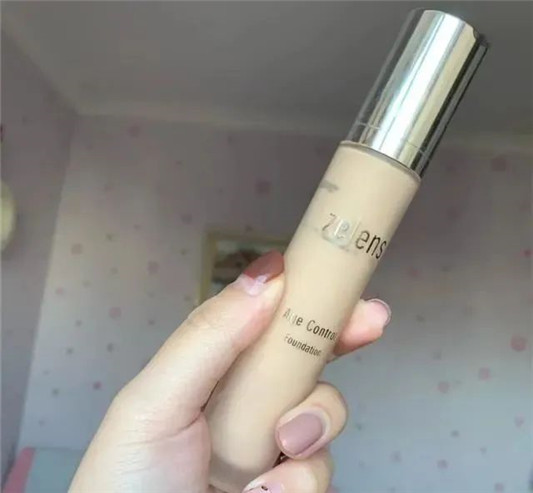 干皮亲妈 超强保湿的粉底液，干皮买它就对了  如有 第6张