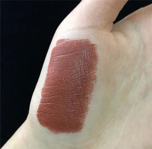 酷女孩最爱的吃土色口红，每次涂都有人问  如有 第3张
