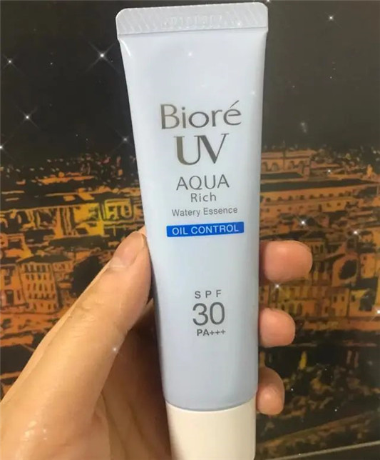 防晒霜中的扛把子，怡思丁清爽，Mistine不输安耐晒，关键是便宜  防晒 第8张