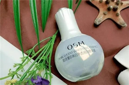 美白是用欧诗漫小白瓶还是Olay小白瓶 二者使用后对比，太大