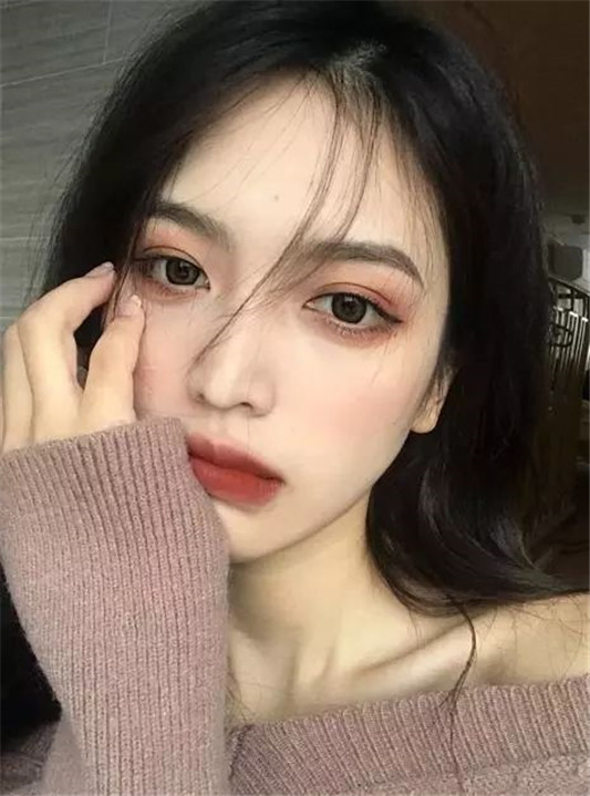 脸上有这4点特征的女人，通常颜值比较高，尤其第3个，很让人羡慕  都是 第8张