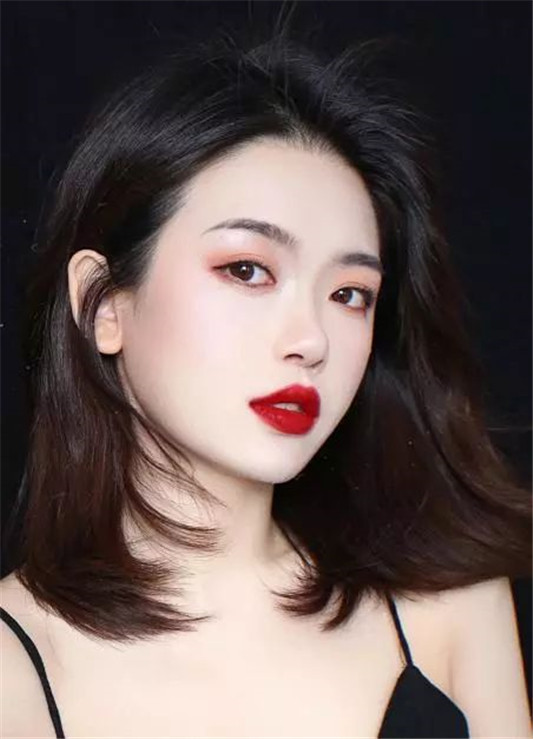 脸上有这4点特征的女人，通常颜值比较高，尤其第3个，很让人羡慕  都是 第9张