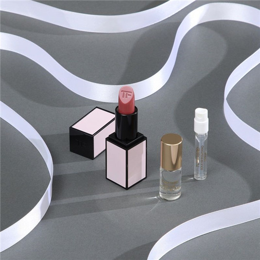SOGO 35周年赏TOM FORD明星粉底眼影限定套装  套装 粉底 限定 第5张