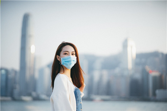 娇韵诗「双注氧美白」 美白淡斑去印，戴口罩都可以擁有透光肌  美白 娇韵诗 透光 第2张