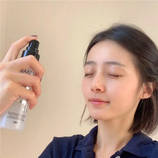 口罩底妆「三文治定妆法」不脱妆不闷痘，+必备持久粉底、控油霜、碎粉推荐  推荐 粉底 油 第4张