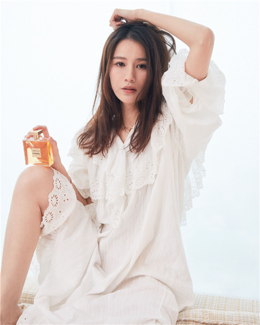 香奈儿香水系列推出全新GABRIELLE CHANEL ESSENCE，展现自信气质  香水 香奈儿 系列 第2张