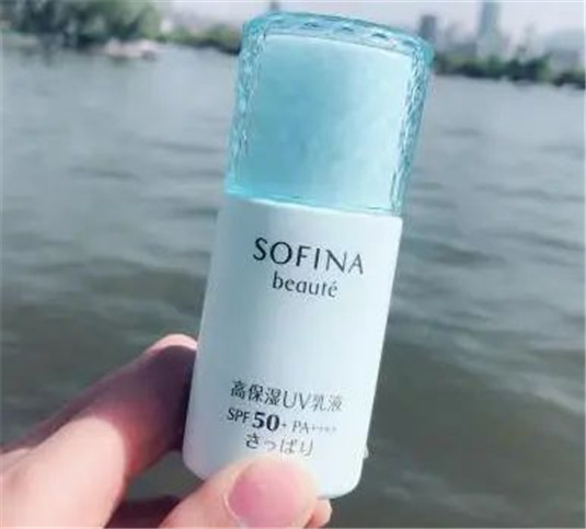 3月不防晒，6月老的快，防晒界的扛把子不止有小金瓶其实还有很多  防晒 把子 第3张