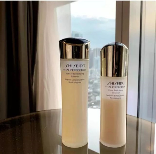 女生最爱用的4款初抗老护肤品，悦薇和天气丹哪个抗老  护肤品 护肤 抗老 第3张