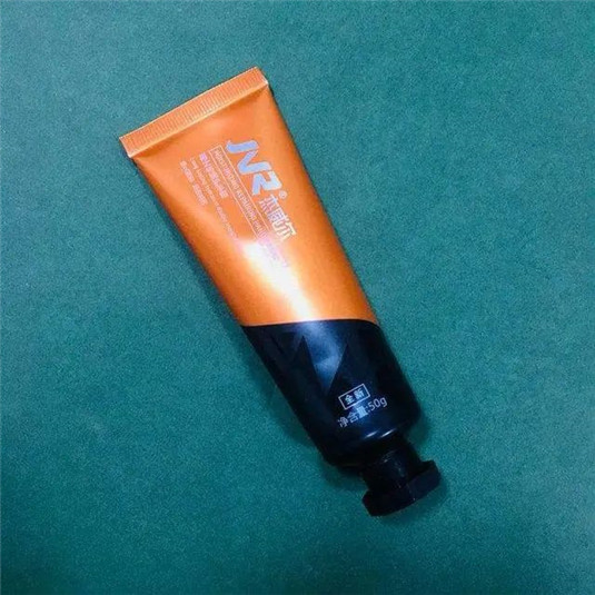 这4款护手霜真心好用，欧舒丹不做作，大宝最滋润  好用 滋润 第3张