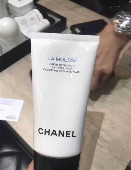 年度盘点好用洗面奶集，轻易清除面部化妆品残留及污垢，用后不紧绷  污垢 好用 第2张