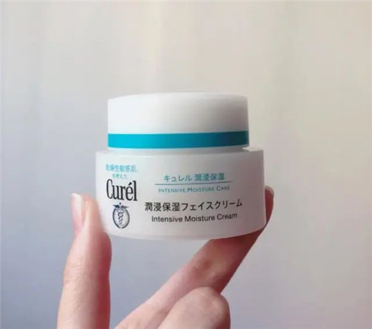 公认最好用的4款面霜，珂润比科颜氏受欢迎，智妍面霜轻薄又滋润  面霜 受欢迎 第2张