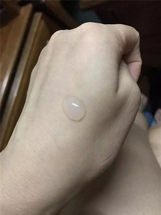 大牌鸡肋护肤品合集，黛珂上榜，CPB水磨精华兰蔻粉水被吐槽  水磨 鸡肋 第3张