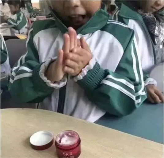 00后用贵妇海蓝之谜，SKII面霜护手 越来越低龄化的护肤你怎么看  面霜 海蓝 第4张