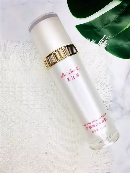 水乳种草，秋冬换季必备水乳盘点，持久强效补水保湿，让你一嫩到底  强效 让你 第3张