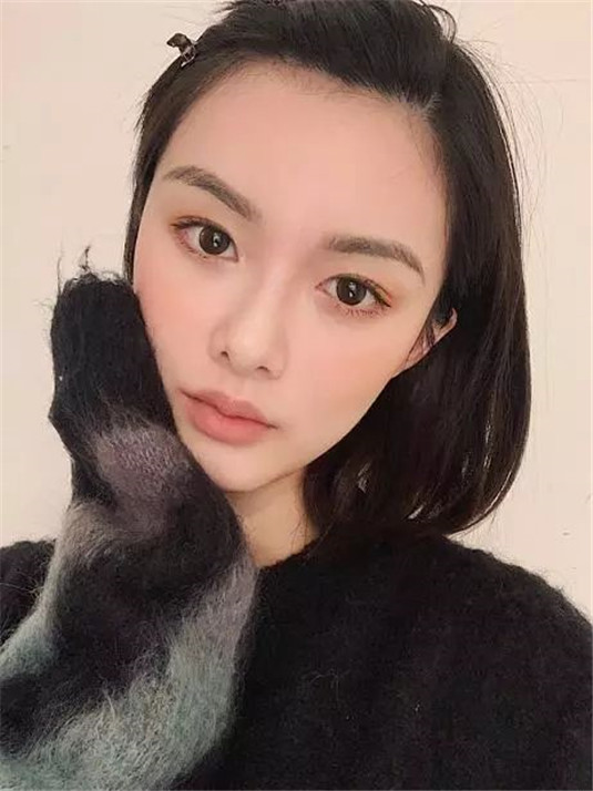 不同脸型适合不同眉形，长脸选平眉，方脸选弯月眉，你选哪个  长脸 脸型 第12张
