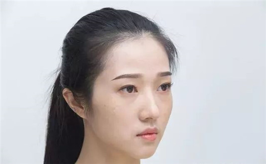 补水去角质，这款平价的清洁面膜真的很强大 还能收缩毛孔到