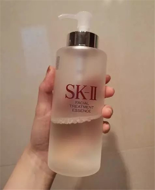 Lamer和SK2谁更高端，哪些产品好用 不同的人选择不同，你喜欢谁  的人 好用 第6张