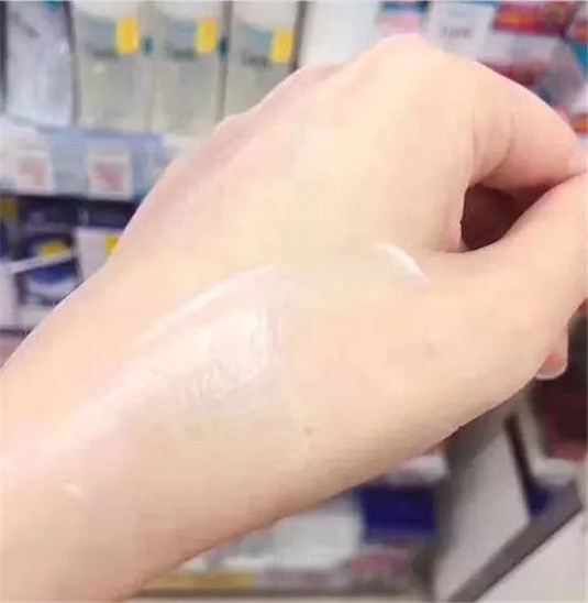 今年最火的4款平价面霜，差评少口碑好，你不会一个都没用过吧  面霜 都没 第5张