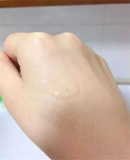 网红洗面奶的心酸史，芙丽芳丝假滑，苏秘辣眼睛，你踩雷了吗  心酸 洗面奶 第3张