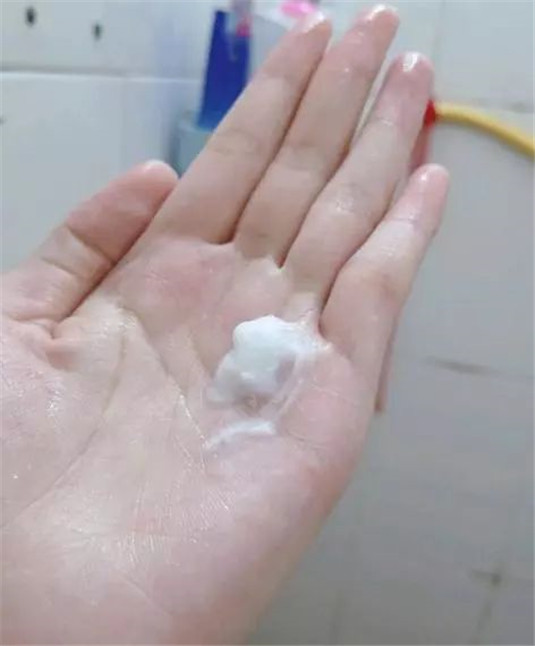 网红洗面奶的心酸史，芙丽芳丝假滑，苏秘辣眼睛，你踩雷了吗  心酸 洗面奶 第9张