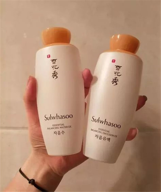 9款热门水乳大**，适合肤质+功效分析，你用对了吗  你用 大** 第6张