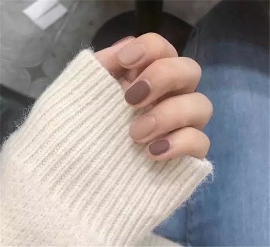 2020年流行的4个美甲款式，随便涂一个都美艳至极  至极 美甲 第5张