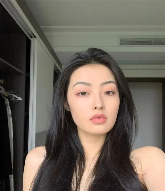 五种嘴唇最受男人喜爱，不涂口红也很美  口红 嘴唇 第9张