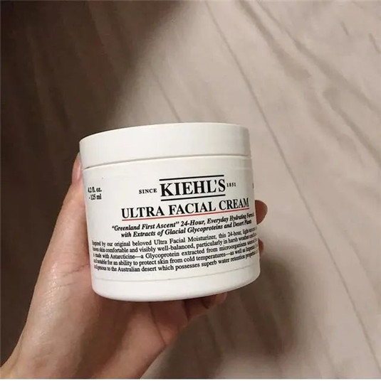 换季皮肤敏感易干燥，分享几款秋冬季必备的保湿面霜  面霜 敏感皮肤 种草 第4张