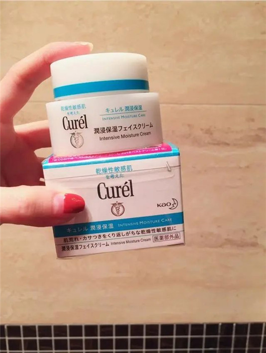 换季皮肤敏感易干燥，分享几款秋冬季必备的保湿面霜  面霜 敏感皮肤 种草 第5张