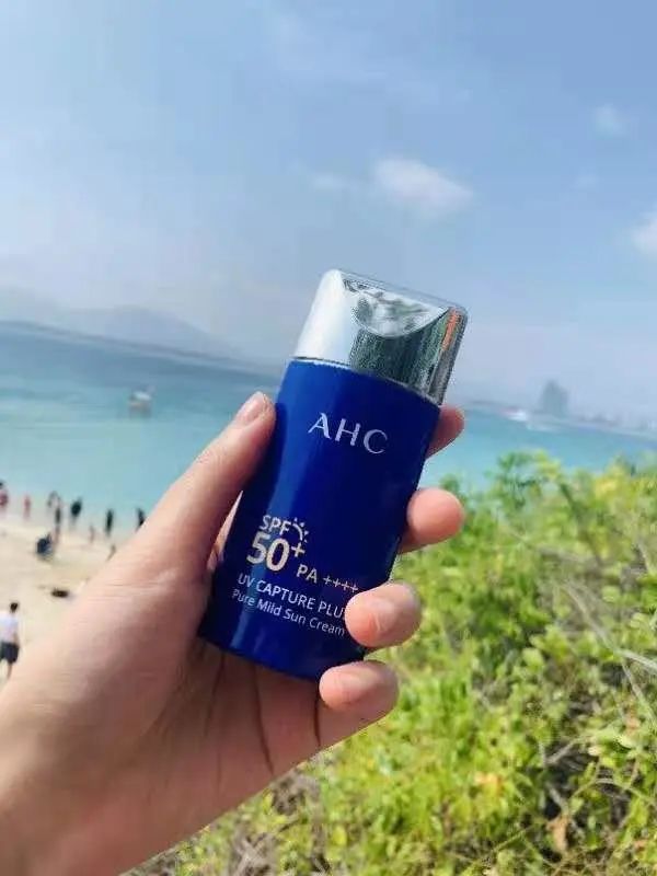 四款好用的防晒霜，美白又补水，让你的肌肤清爽水嫩  美白 好用 第2张
