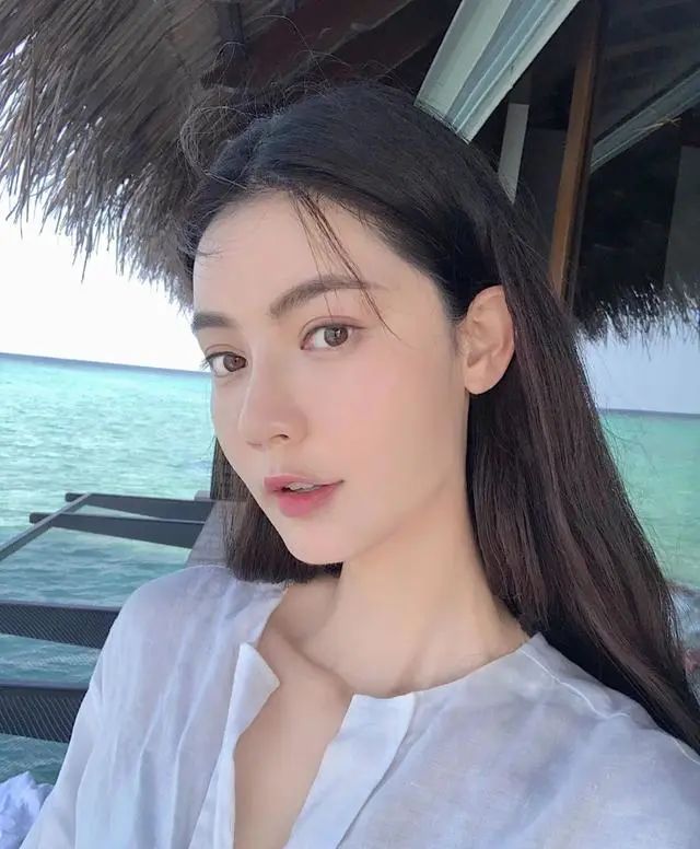 四款好用的防晒霜，美白又补水，让你的肌肤清爽水嫩  美白 好用 第10张