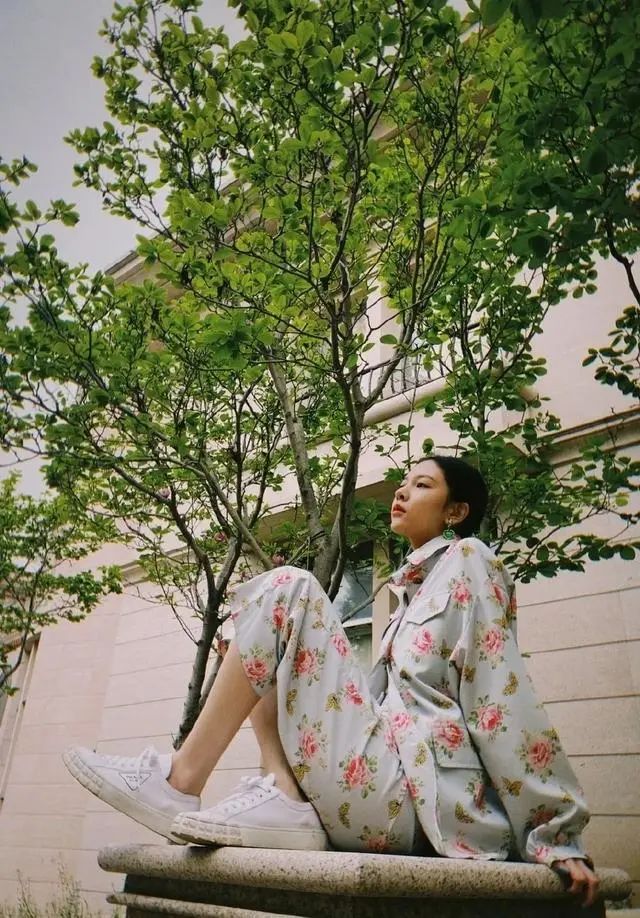 今夏流行这3双鞋子，时髦洋气又百搭  鞋子 第2张